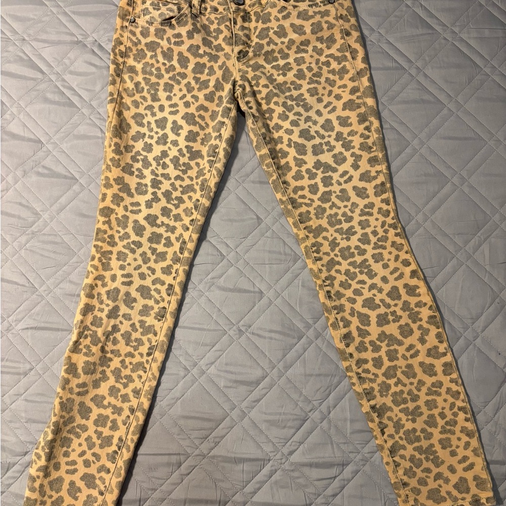 LEI Women's Skinny Jeans - Leopard Print